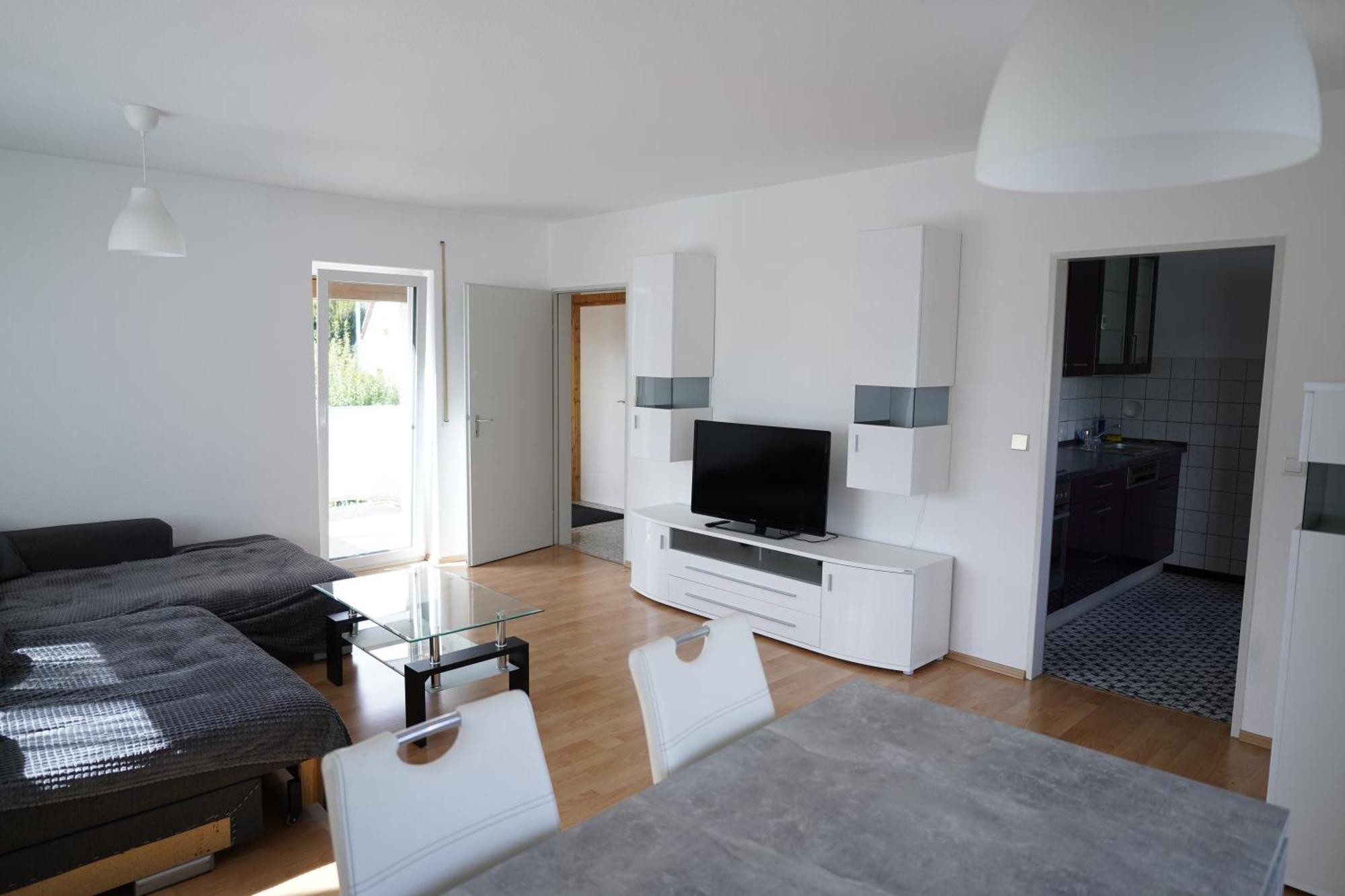 Helle 2 Zimmer Ferienwohnung Mit 63Qm In Trossingen Dış mekan fotoğraf