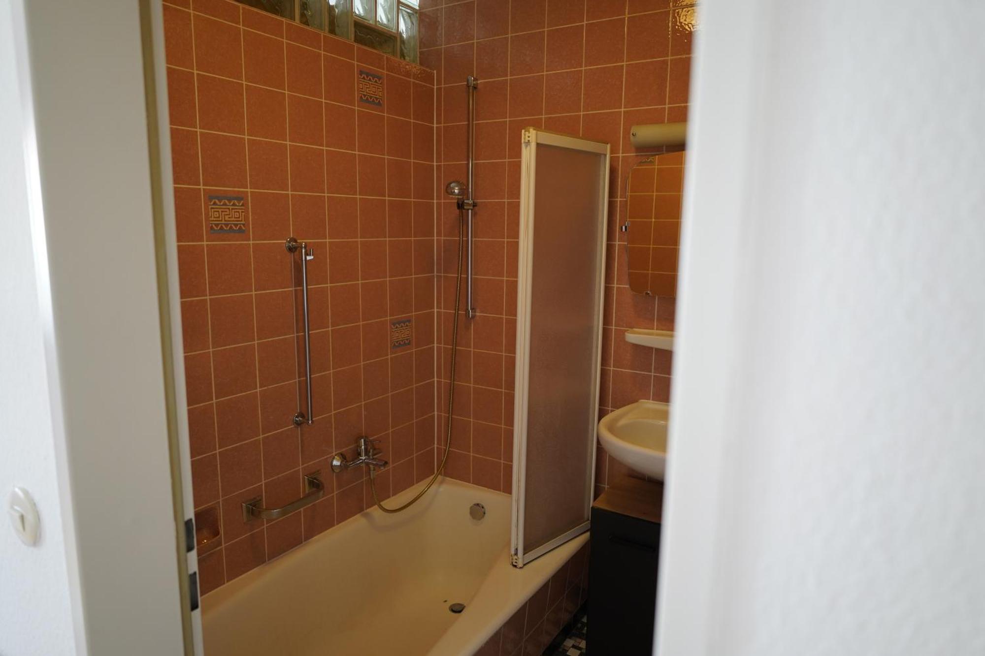 Helle 2 Zimmer Ferienwohnung Mit 63Qm In Trossingen Dış mekan fotoğraf