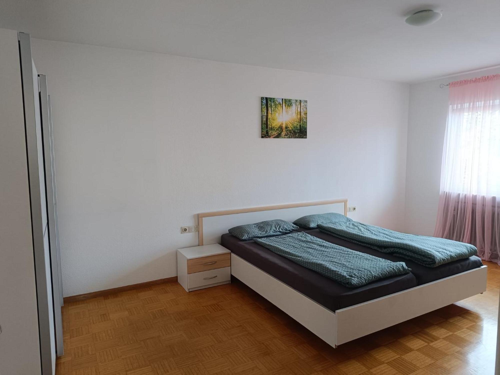 Helle 2 Zimmer Ferienwohnung Mit 63Qm In Trossingen Dış mekan fotoğraf